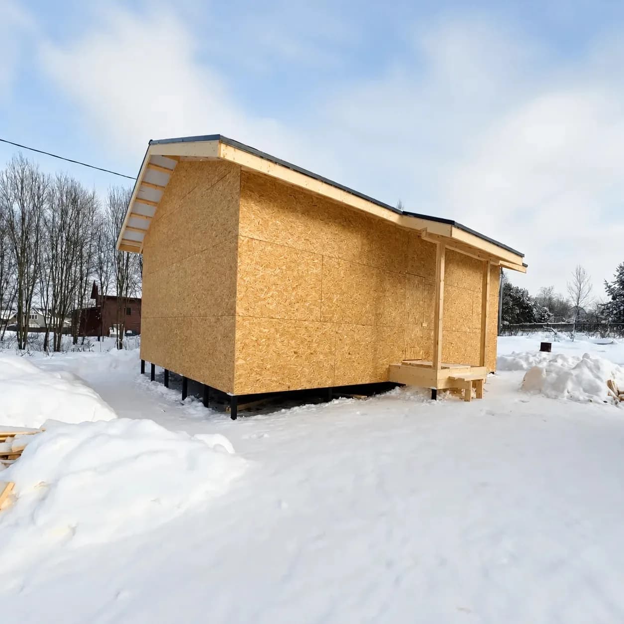Каркасный дом на сваях: тёплый контур - фото 1